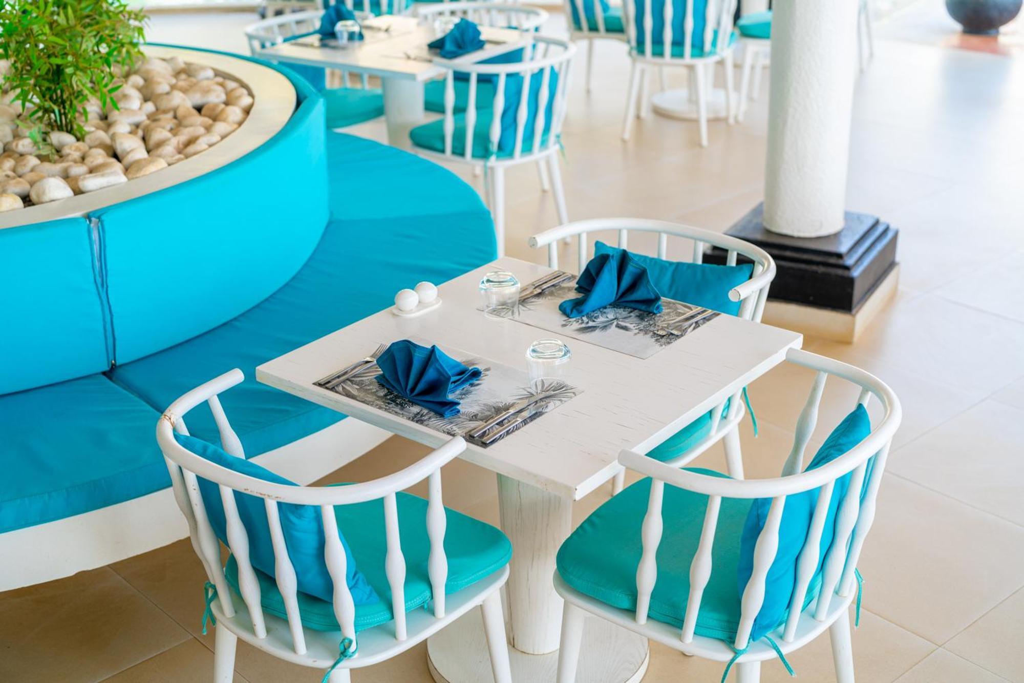 Hotel Africa Queen Сомон Экстерьер фото